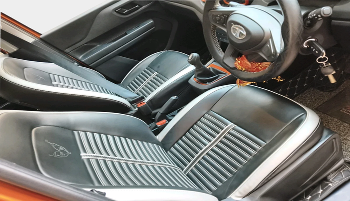 2022 Tata PUNCH ADVENTURE MT, Petrol, Manual, 15,106 km, interior