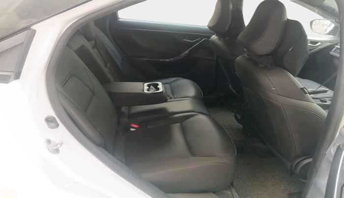 2024 Tata NEXON FEARLESS + S P MT, Petrol, Manual, 7,679 km, interior