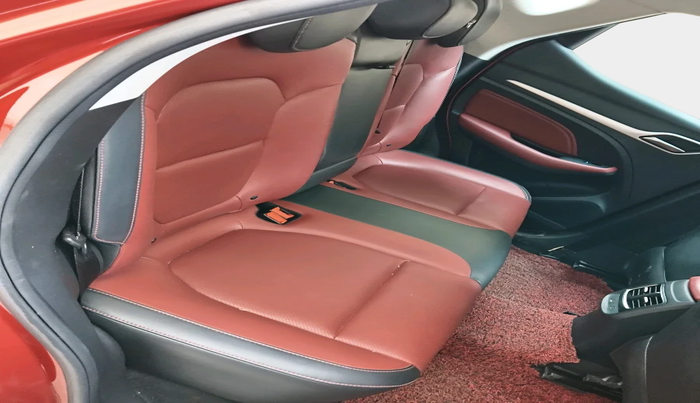 2022 MG ASTOR SAVVY 1.3 TURBO AT S RED, Petrol, Automatic, 16,691 km, interior