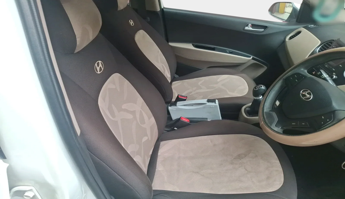 2015 Hyundai Grand i10 SPORTZ 1.2 KAPPA VTVT, Petrol, Manual, 40,279 km, interior