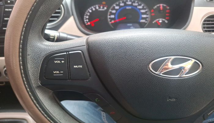2015 Hyundai Grand i10 SPORTZ 1.2 KAPPA VTVT, Petrol, Manual, 40,279 km, interior