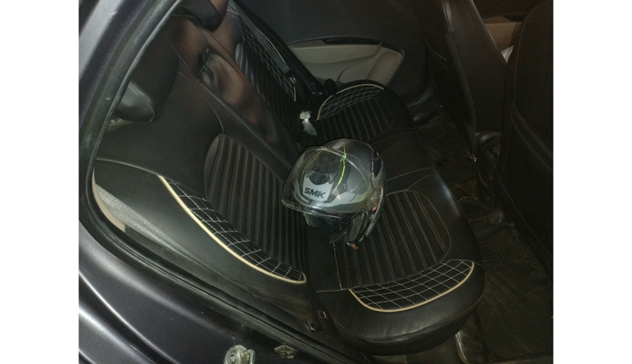 2017 Hyundai Xcent E+, Petrol, Manual, 1,17,895 km, interior