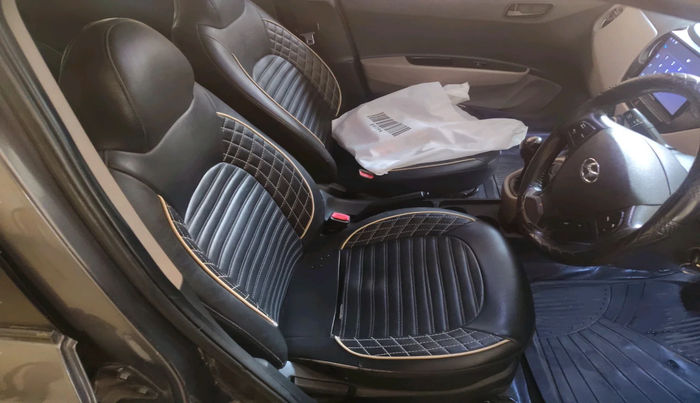 2017 Hyundai Xcent E+, Petrol, Manual, 1,17,895 km, interior