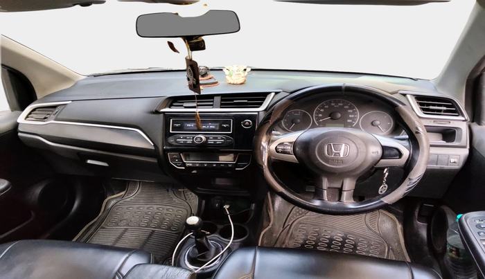 2016 Honda BR-V 1.5L I- DTEC S, Diesel, Manual, 94,234 km, interior