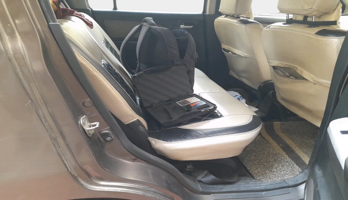 2016 Maruti Wagon R 1.0 VXI, Petrol, Manual, 60,131 km, interior