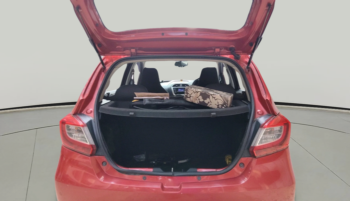 2017 Tata Tiago XT PETROL, Petrol, Manual, 39,290 km, exterior