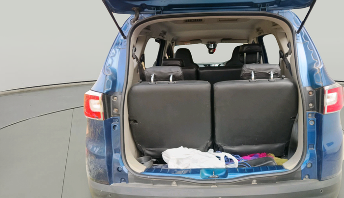 2022 Renault TRIBER RXT, Petrol, Manual, 12,851 km, exterior