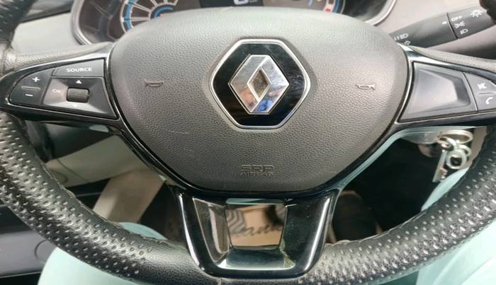 2022 Renault TRIBER RXT, Petrol, Manual, 12,851 km, interior