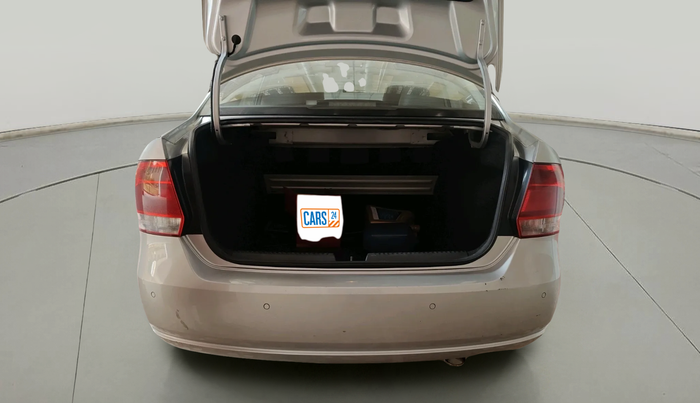 2012 Volkswagen Vento TRENDLINE 1.6, Petrol, Manual, 17,057 km, exterior