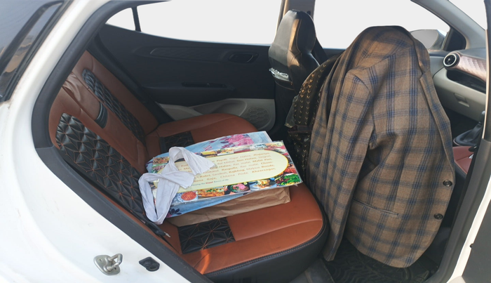 2020 Hyundai AURA S 1.2 CNG, Petrol, Manual, 1,59,477 km, interior