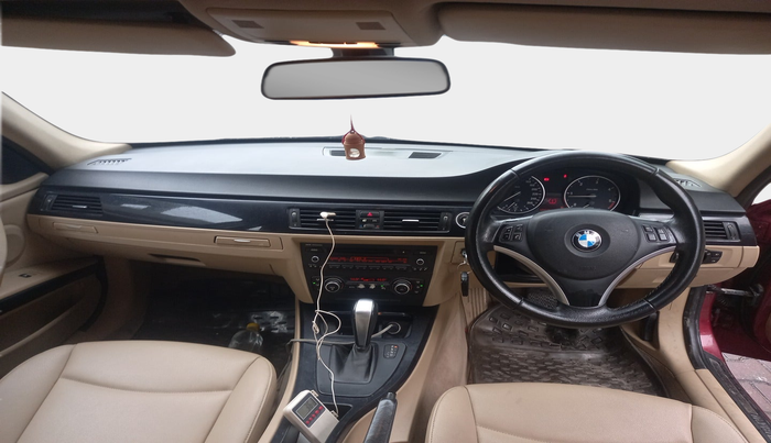 2011 BMW 3 Series 320d, Diesel, Automatic, 1,49,075 km, interior