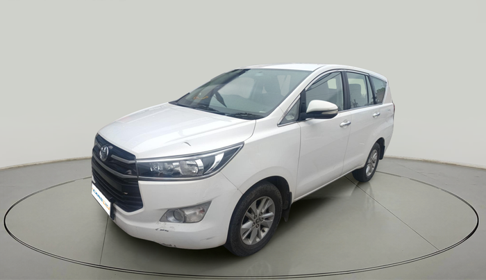 2017 Toyota Innova Crysta 2.4 G 8 STR, Diesel, Manual, 1,48,316 km, exterior
