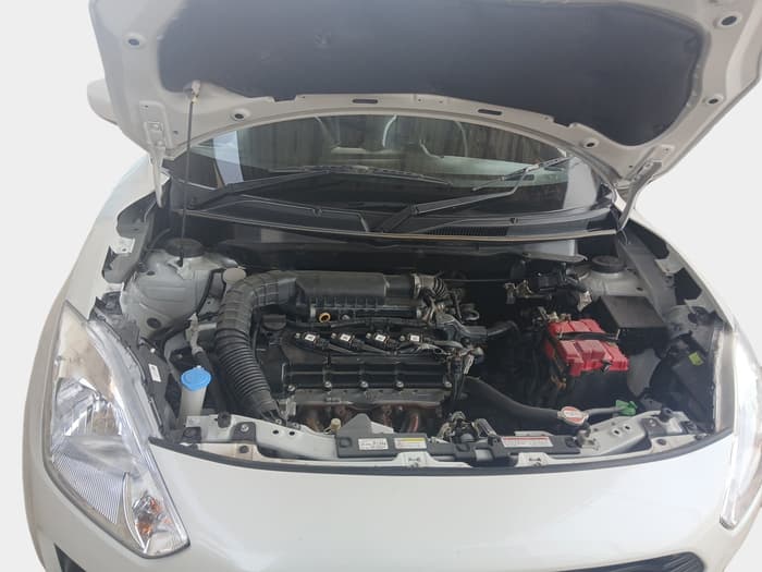 2021 Maruti Swift LXI, Petrol, Manual, 43,985 km, exterior