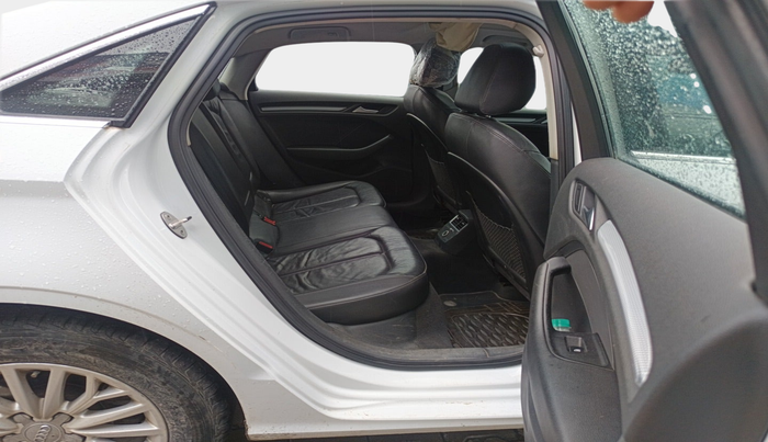 2015 Audi A3 35 TDI PREMIUM SUNROOF, Diesel, Automatic, 71,267 km, interior