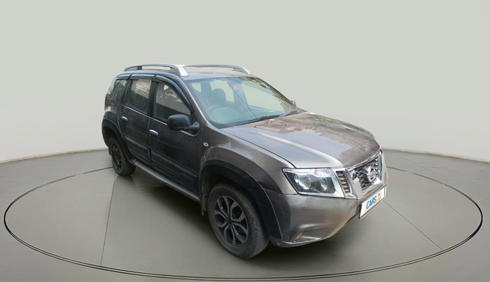 2015 Nissan Terrano XV D THP 110 PS, Diesel, Manual, 1,16,000 km, exterior