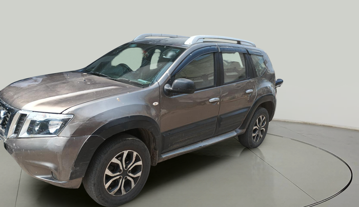 2015 Nissan Terrano XV D THP 110 PS, Diesel, Manual, 1,16,000 km, exterior
