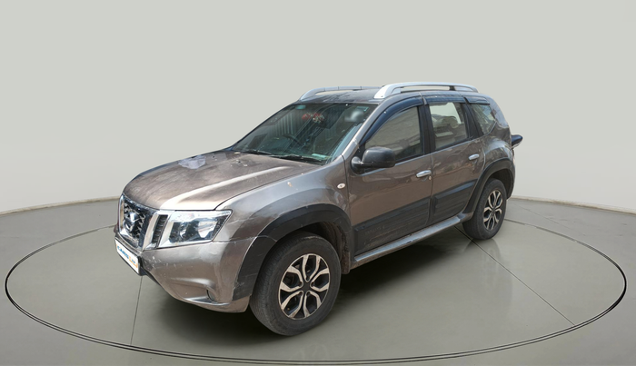 2015 Nissan Terrano XV D THP 110 PS, Diesel, Manual, 1,16,000 km, exterior