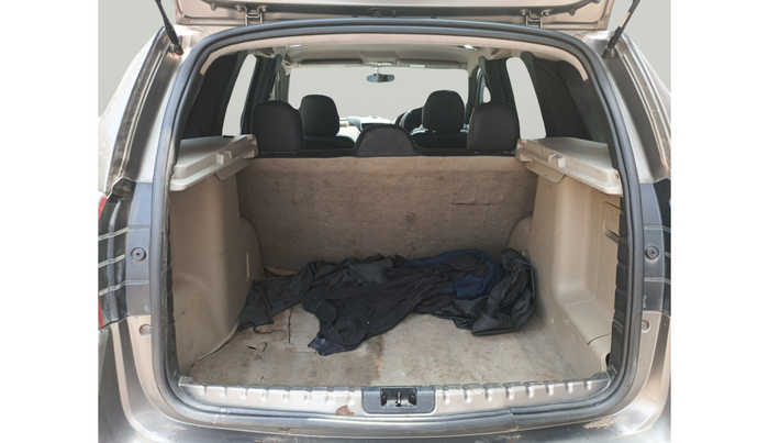 2015 Nissan Terrano XV D THP 110 PS, Diesel, Manual, 1,16,000 km, exterior