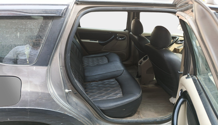 2015 Nissan Terrano XV D THP 110 PS, Diesel, Manual, 1,16,000 km, interior