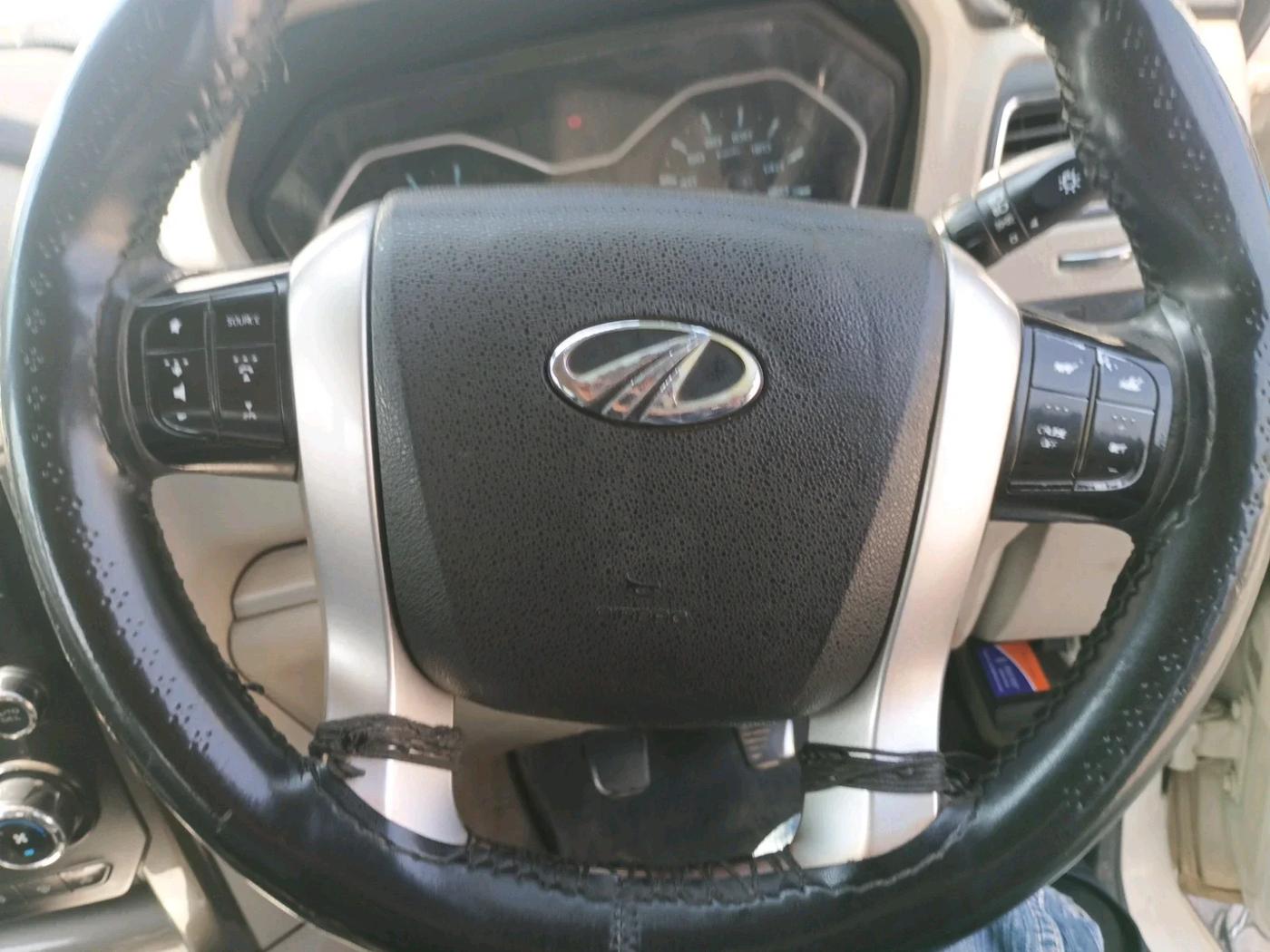 2017 Mahindra Scorpio S10 1.99, Diesel, Manual, 1,32,479 km, interior