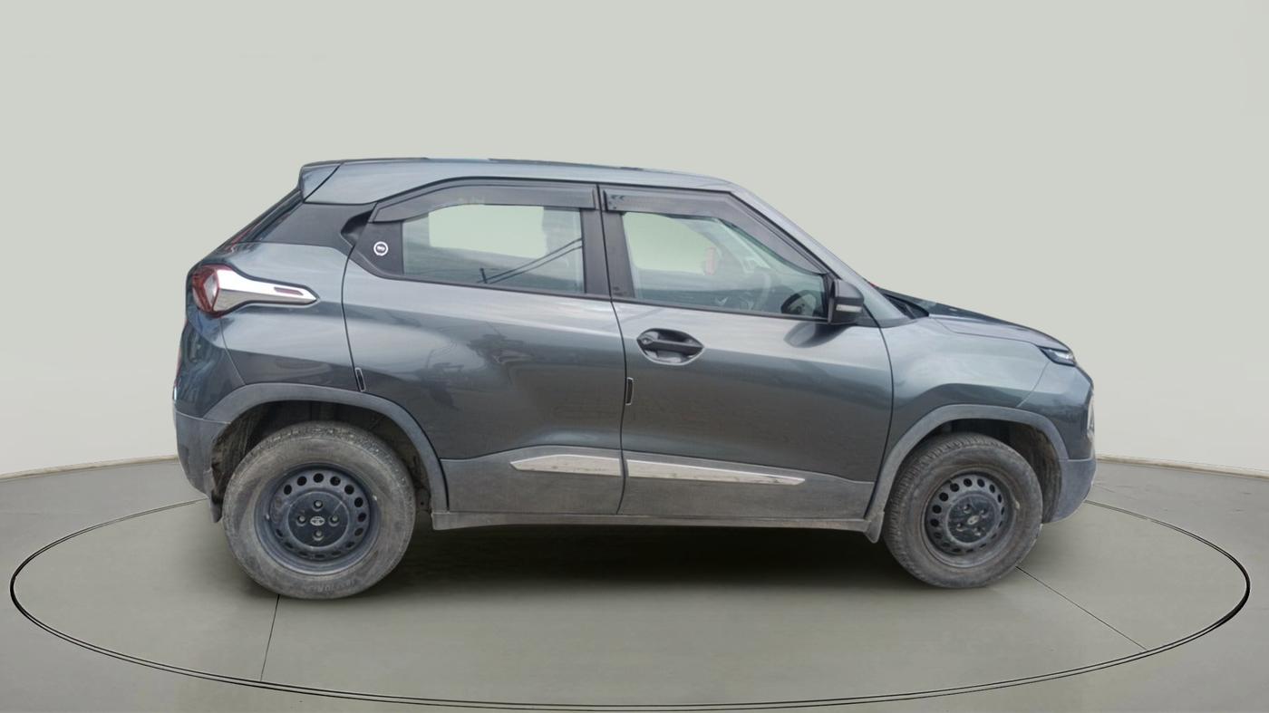 2023 Tata PUNCH PURE MT, Petrol, Manual, 17,504 km, exterior