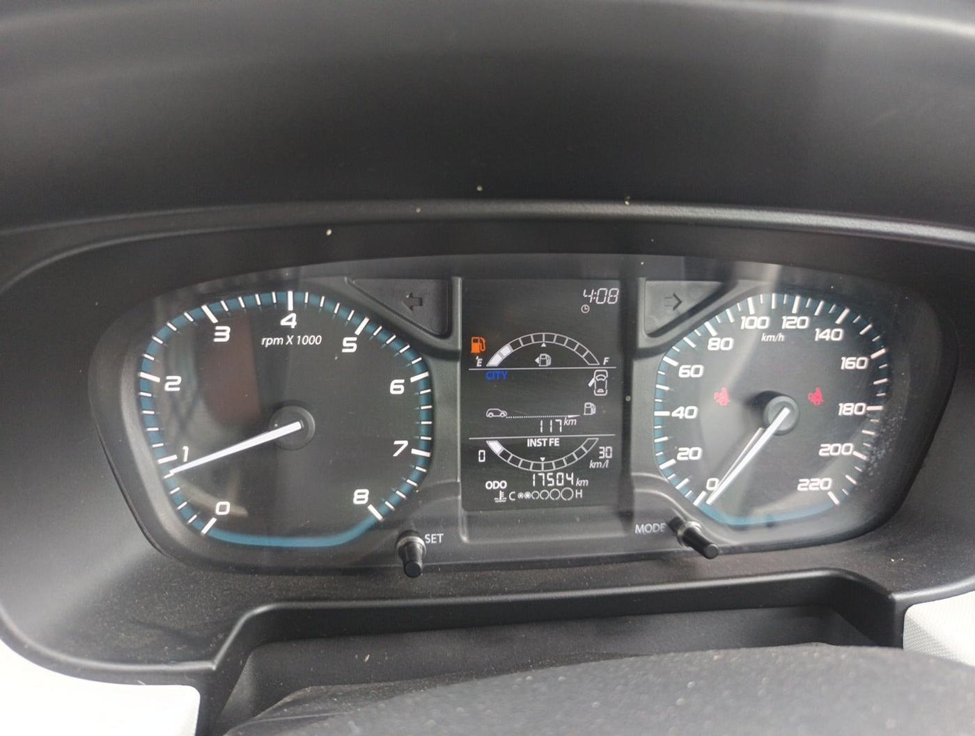 2023 Tata PUNCH PURE MT, Petrol, Manual, 17,504 km, interior
