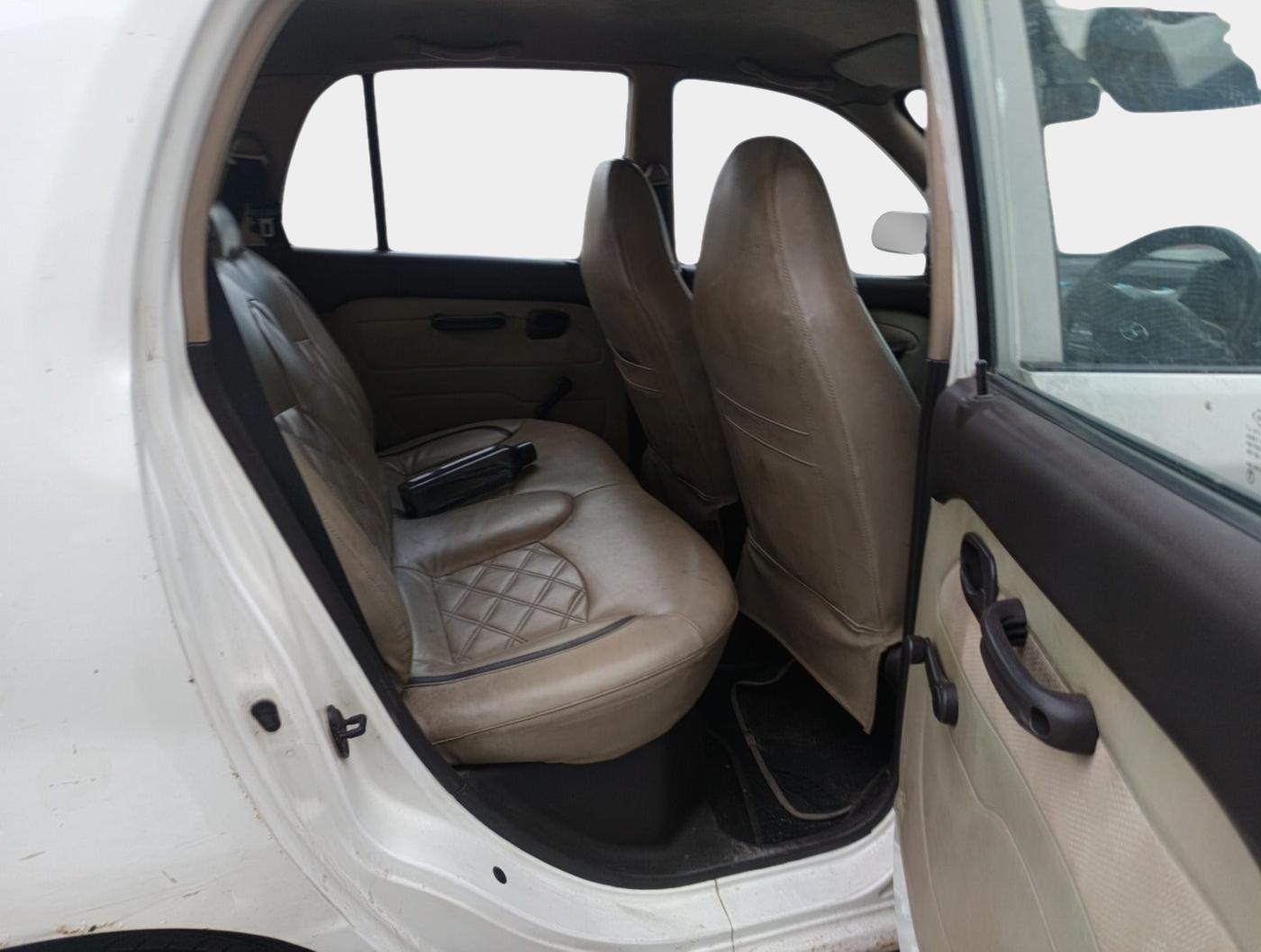 2010 Hyundai Santro Xing GLS, Petrol, Manual, 1,26,745 km, interior