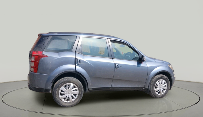 2014 Mahindra XUV500 W6, Diesel, Manual, 1,29,814 km, exterior