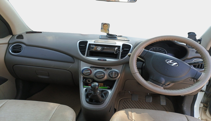 2011 Hyundai i10 MAGNA 1.2, Petrol, Manual, 66,566 km, interior