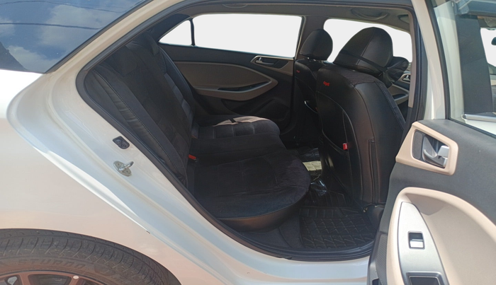 2018 Hyundai Elite i20 ASTA 1.2, Petrol, Manual, 1,15,261 km, interior