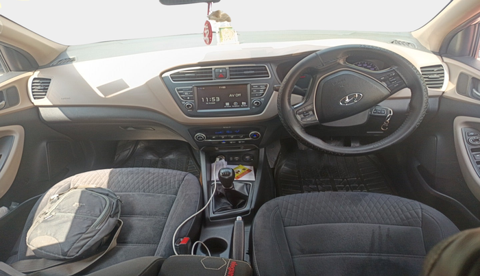 2018 Hyundai Elite i20 ASTA 1.2, Petrol, Manual, 1,15,261 km, interior