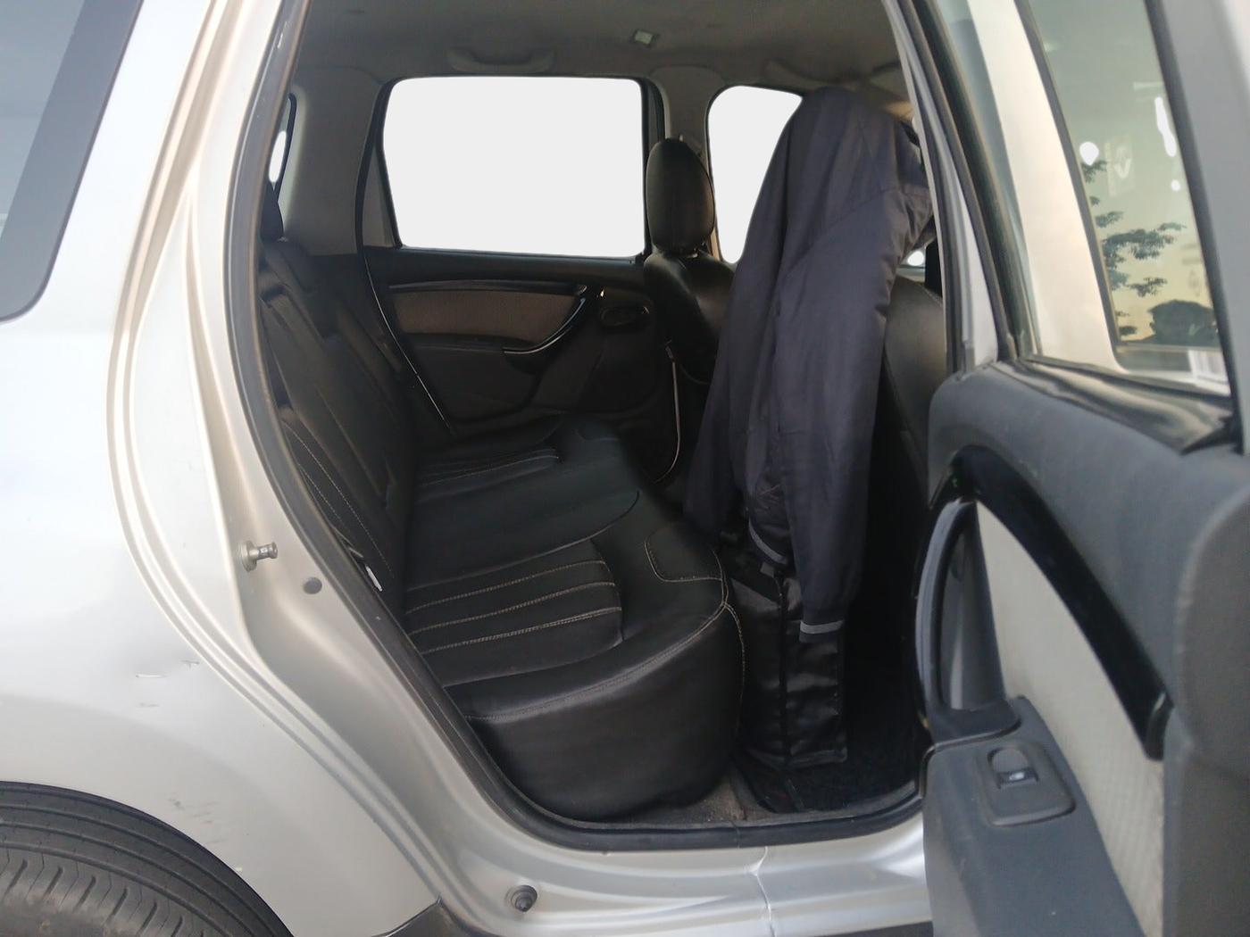 2015 Renault Duster 85 PS RXL DIESEL, Diesel, Manual, 83,550 km, interior