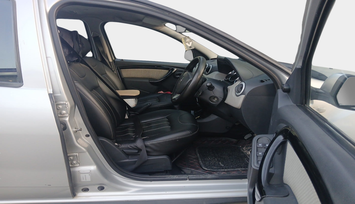 2015 Renault Duster 85 PS RXL DIESEL, Diesel, Manual, 83,550 km, interior