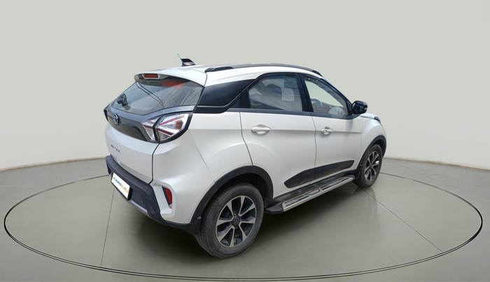 2020 Tata NEXON XZ PLUS DIESEL SUNROOF, Diesel, Manual, 1,83,275 km, exterior