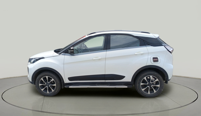 2020 Tata NEXON XZ PLUS DIESEL SUNROOF, Diesel, Manual, 1,83,275 km, exterior