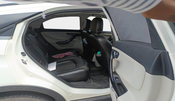 2020 Tata NEXON XZ PLUS DIESEL SUNROOF, Diesel, Manual, 1,83,275 km, interior