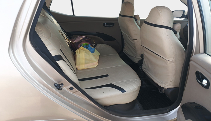 2010 Hyundai i10 MAGNA 1.2, Petrol, Manual, 89,922 km, interior