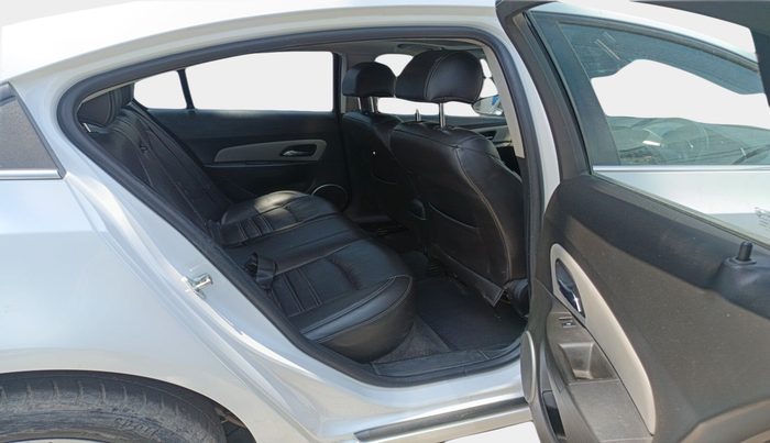 2013 Chevrolet Cruze LTZ, Diesel, Manual, 67,233 km, interior