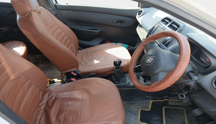 2017 Renault Kwid RXT 1.0, Petrol, Manual, 65,375 km, interior