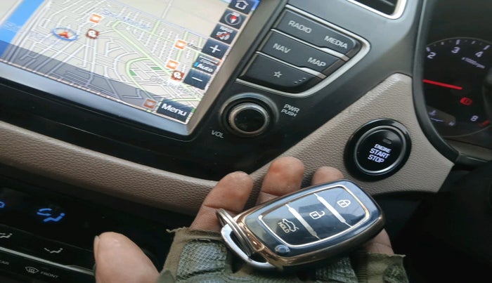 2019 Hyundai Elite i20 ASTA (O) CVT, Petrol, Automatic, 1,08,468 km, interior