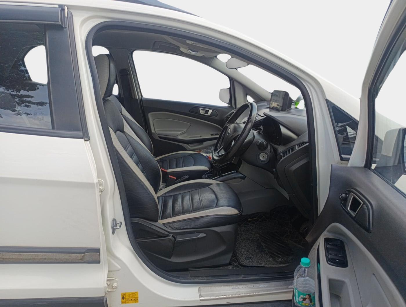 2017 Ford Ecosport TREND 1.5L DIESEL, Diesel, Manual, 1,96,120 km, interior