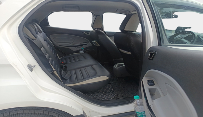 2017 Ford Ecosport TREND 1.5L DIESEL, Diesel, Manual, 1,96,120 km, interior