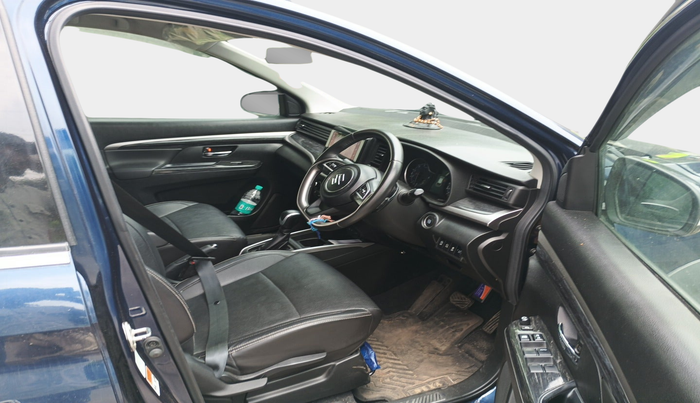 2022 Maruti XL6 ALPHA PLUS AT, Petrol, Automatic, 37,377 km, interior