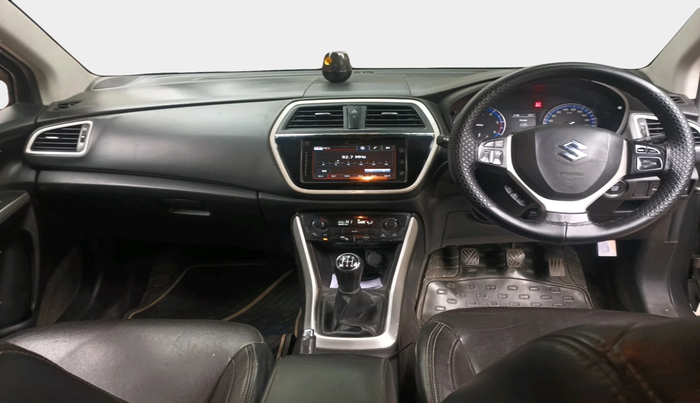 2016 Maruti S Cross ALPHA 1.3, Diesel, Manual, 1,35,240 km, interior