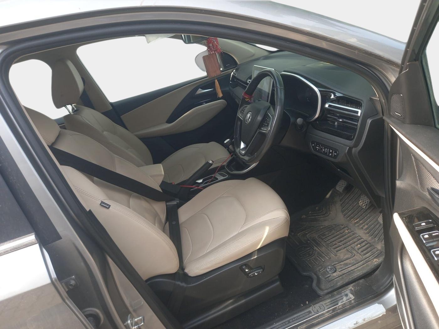 2023 MG HECTOR SHARP PRO 1.5 TURBO MT PETROL, Petrol, Manual, 13,000 km, interior