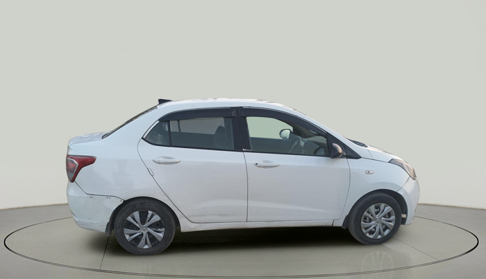 2016 Hyundai Xcent BASE 1.2, Petrol, Manual, 1,72,493 km, exterior