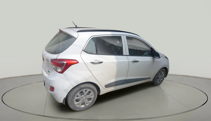 2013 Hyundai Grand i10 SPORTZ 1.1 CRDI, Diesel, Manual, 1,17,475 km, exterior