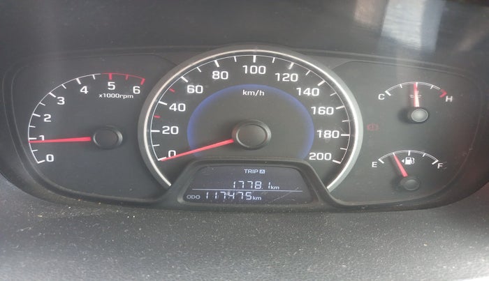 2013 Hyundai Grand i10 SPORTZ 1.1 CRDI, Diesel, Manual, 1,17,475 km, interior