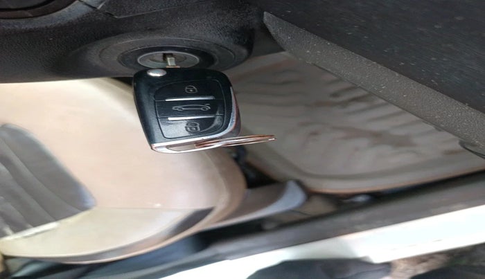 2012 Hyundai i10 ERA 1.1, CNG, Manual, 72,969 km, interior