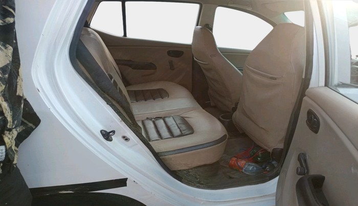 2012 Hyundai i10 ERA 1.1, CNG, Manual, 72,969 km, interior